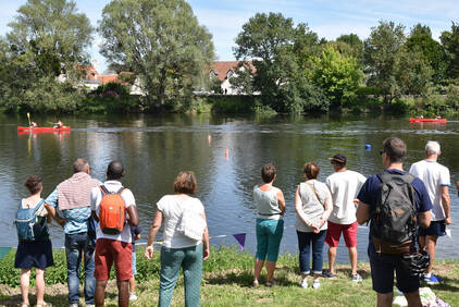 course de canoës - Fête des berges à Véretz